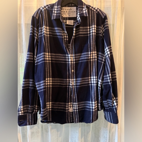 Frank & Eileen Navy Flannel “Eileen”  Med. EUC - Picture 2 of 5